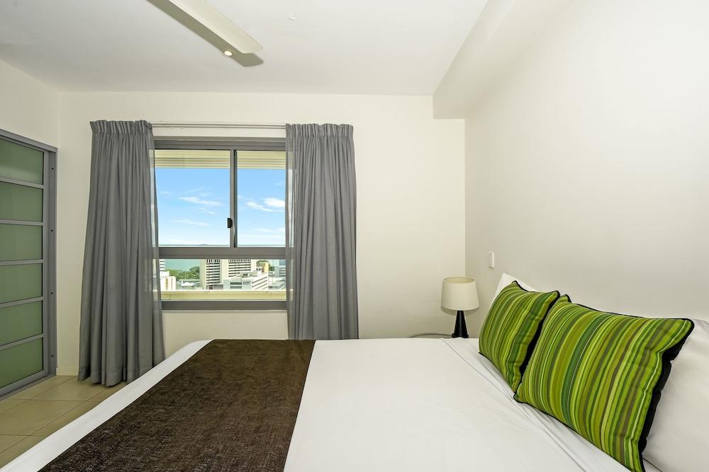 Mantra Pandanas Aparthotel Darwin Exterior photo